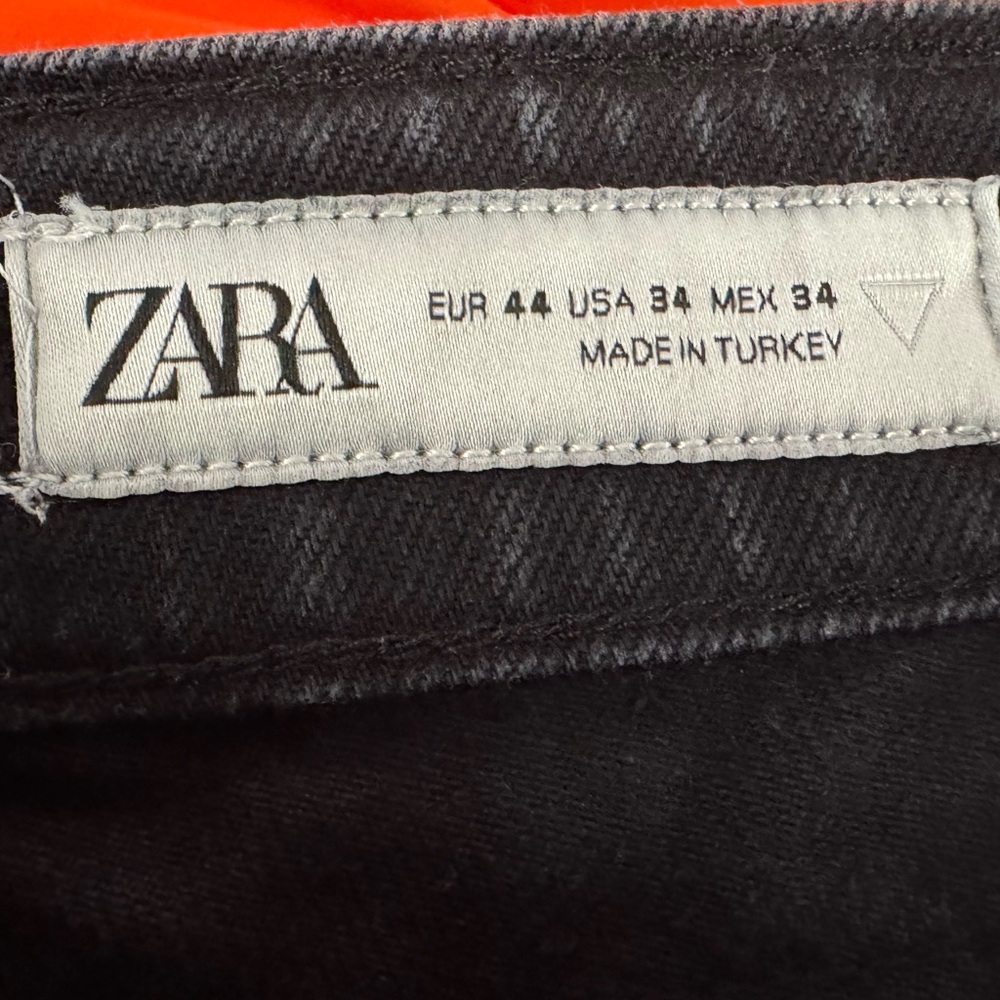 Zara Black Washed Wide-Leg Jeans with Side Zippers - Picture 8 of 9